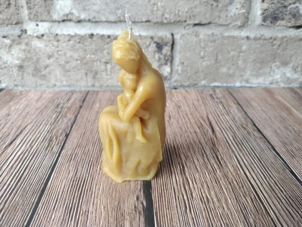 MOTHER'S EMBRACE BEESWAX CANDLE - CHERISHED MOMENTS